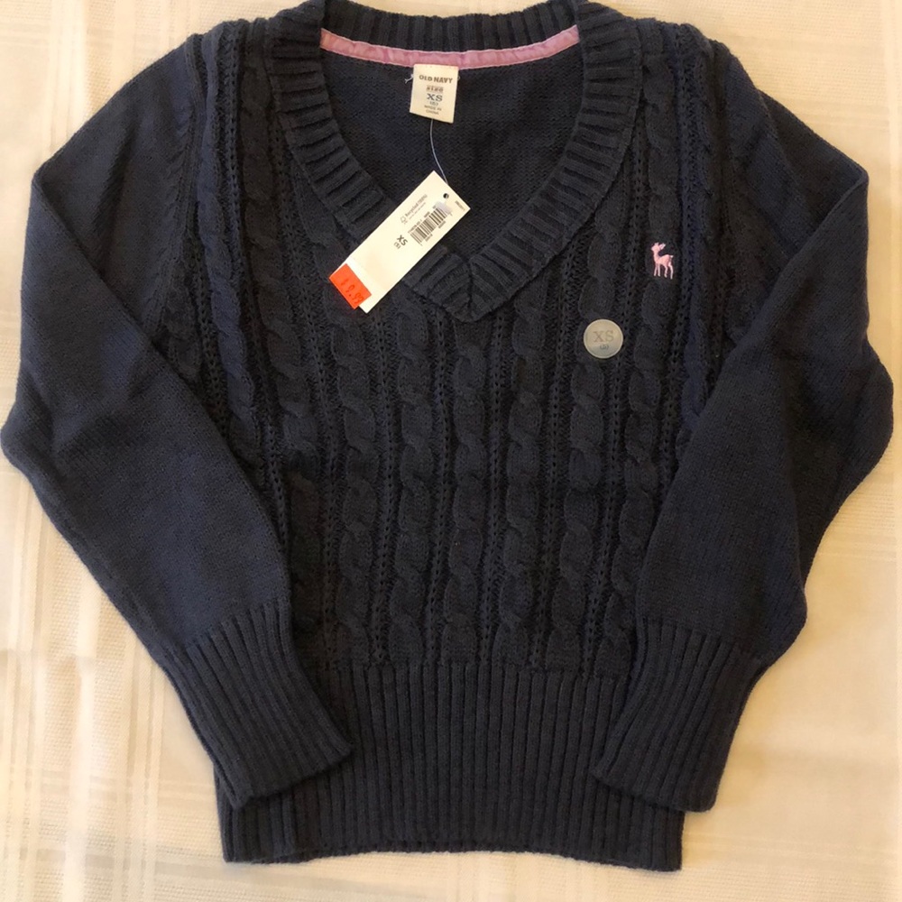 Old Navy girls size 5 navy sweater. NWT